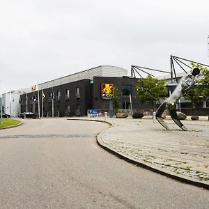 פארום Hotel Fc Nordsjaelland Exterior photo