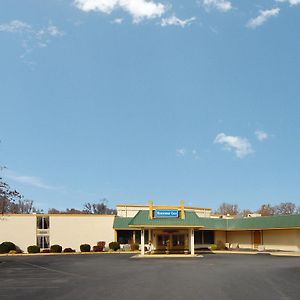 צ'ארלס טאון Carefree Inn Martinsburg Exterior photo