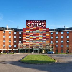 Lucino Hotel Cruise Exterior photo