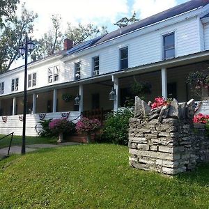 Richfield Springs The Lake House Townhouses Exterior photo