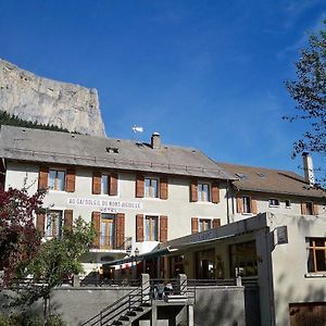 מלון Chichilianne Au Gai Soleil Du Mont-Aiguille Exterior photo