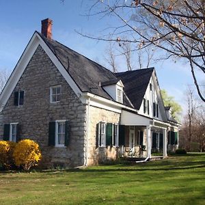 Hurley The Stone House Bed And Breakfast Exterior photo