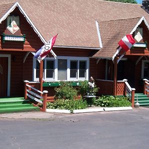 Round Top Crystal Brook Resort & Mountain Brauhaus Exterior photo