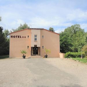 מלון Pommevic La Bonne Auberge Exterior photo