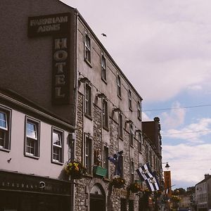 קאבן The Farnham Arms Hotel Exterior photo