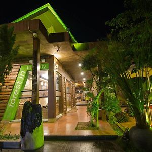 Ampana Lawaka Hotel Exterior photo