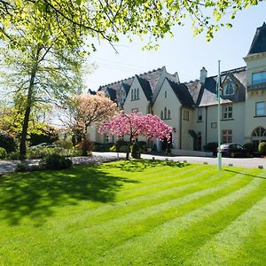 אסק Glen-Yr-Afon House Hotel Exterior photo