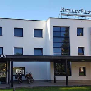 Põlva Pesa Hotel Exterior photo