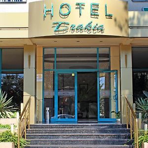 פזרג'יק Hotel Trakia Exterior photo