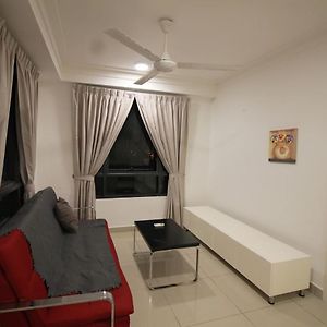 סיברג'איה Abz Apartment @ Solstice Exterior photo