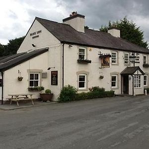 Llanfair Talhaiarn Black Lion Hotel Exterior photo