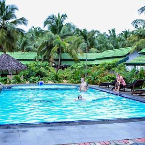 Alankuda Ocean Wind Beach Resort Exterior photo