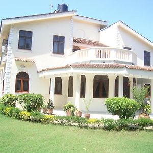 Kisauni Mweru Villa Exterior photo