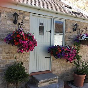 מלון Monk Fryston The Barn Exterior photo