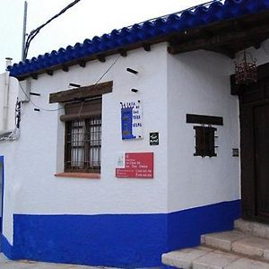 קמפו דה קריפטנה Hotel Rural La Casa De Los Tres Cielos Exterior photo