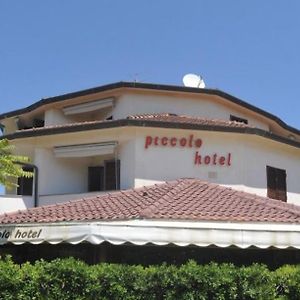 קסטליונה דלה פסקאיה Piccolo Hotel Exterior photo