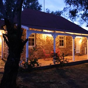 Irishtown Dempster Cottage Exterior photo