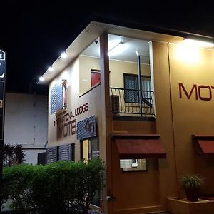 מקיי International Lodge Motel Exterior photo