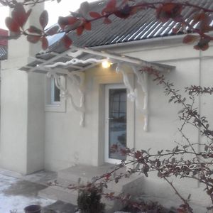 מלון פוצ'איב Gosthovii Dim U Pochaevi Exterior photo