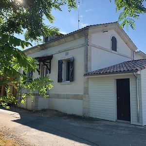 לינה וארוחת בוקר Buzet-sur-Baise L'Ile Aux Bateaux Exterior photo