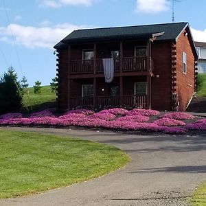 לינה וארוחת בוקר מילסבורג Amish Blessings Cabins Exterior photo