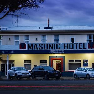 פלמרסטון נורת' Masonic Hotel Exterior photo