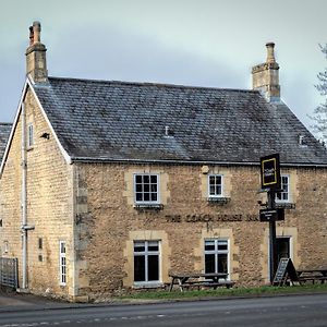 אוקהאם The Coach House Inn Exterior photo