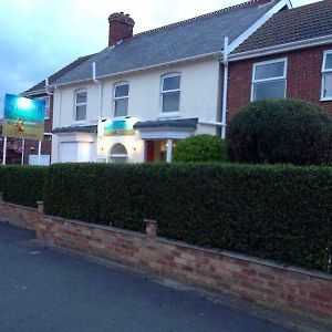 Sutton-on-Sea Seashells Beach Hotel Exterior photo