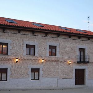 מלון Villarmentero de Campos La Casona De Dona Petra Exterior photo