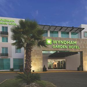 מלון Wyndham Garden Silao Bajio Aeropuerto Exterior photo