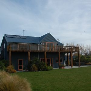 טימארו Glendeer Lodge Exterior photo