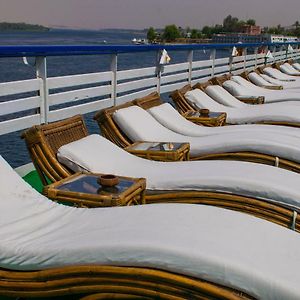 מלון Nile Cruise Luxor Aswan 3,4 And 7 Nights Exterior photo