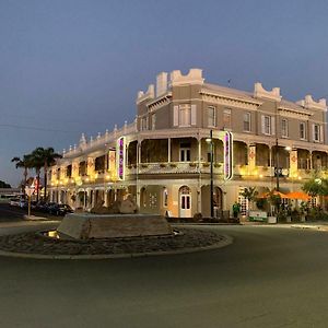 בנברי The Rose Hotel & Motel Exterior photo