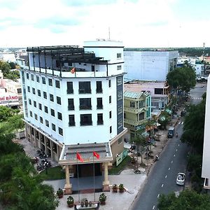 מלון Vi Thanh Khach San Hau Giang Exterior photo