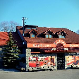 Dolni Lutyne Restaurace A Penzion Lutena Exterior photo