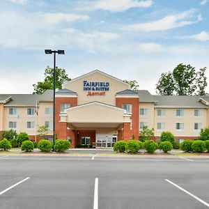 Fairfield Inn And Suites By Marriott אשבורו Exterior photo