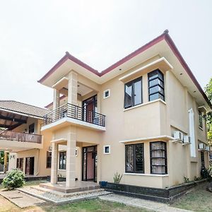 סוקאבומי Oyo 1255 Homestay Casa Delray Syariah Exterior photo