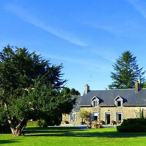 Fleury  Domaine De L'Hotel Au Franc Exterior photo