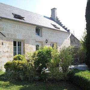 Berneuil-sur-Aisne La Maison Des Chiens Rouges Exterior photo