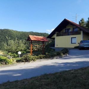 הוילה Sevnica Getaway "At The Three Lights" Exterior photo