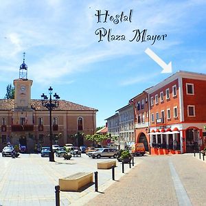 מלון קאריון דה לוס קונדס Hostal Plaza Mayor Exterior photo