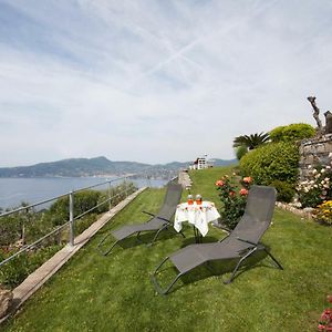 דירות קיאברי Rosso Su Portofino Exterior photo
