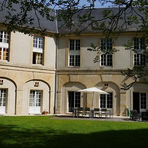 Tilly-sur-Seulles Magnifique Chateau Renove Proche Bourg Grand Parc Belle Terrasse Billard, Ping Pong, Proche Bayeux Et Plages Du Debarquement Exterior photo