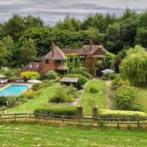 הוילה גרייט מיסנדן The Limes Country House With Heated Pool & Hot Tub Exterior photo