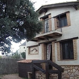 הוילה אוסה דה מונטיאל Casa Rural La Ossa Exterior photo