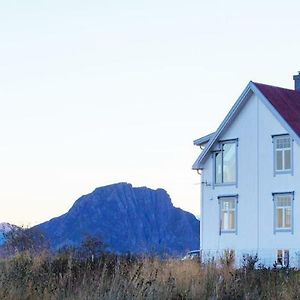 Kvalnes  Villa Lofoten - The Farmhouse Exterior photo