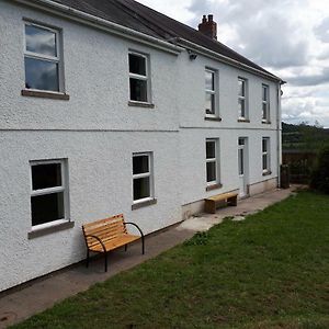 הוילה Llandeilo Farmhouse Exterior photo