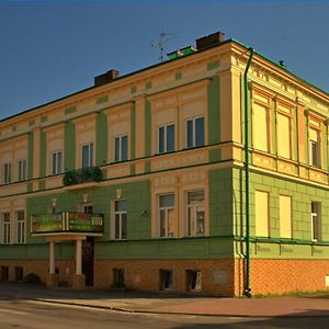 סאנוק Hotel Jagiellonski Exterior photo