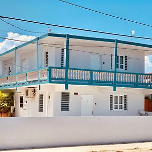 Islote Coastal Express Inn & Suites #1 At 681 Ocean Drive Exterior photo