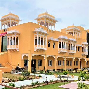 קומבלגרה Krishna Resort Exterior photo